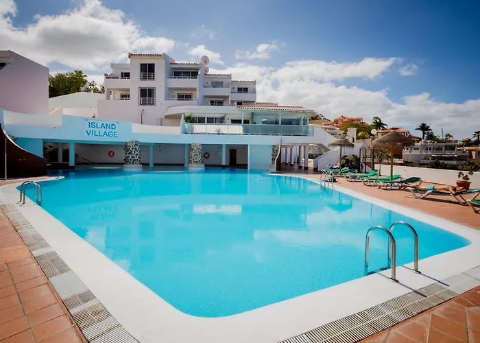 Апартаменти 4 Island Village With Wi Fi And Pool Адехе